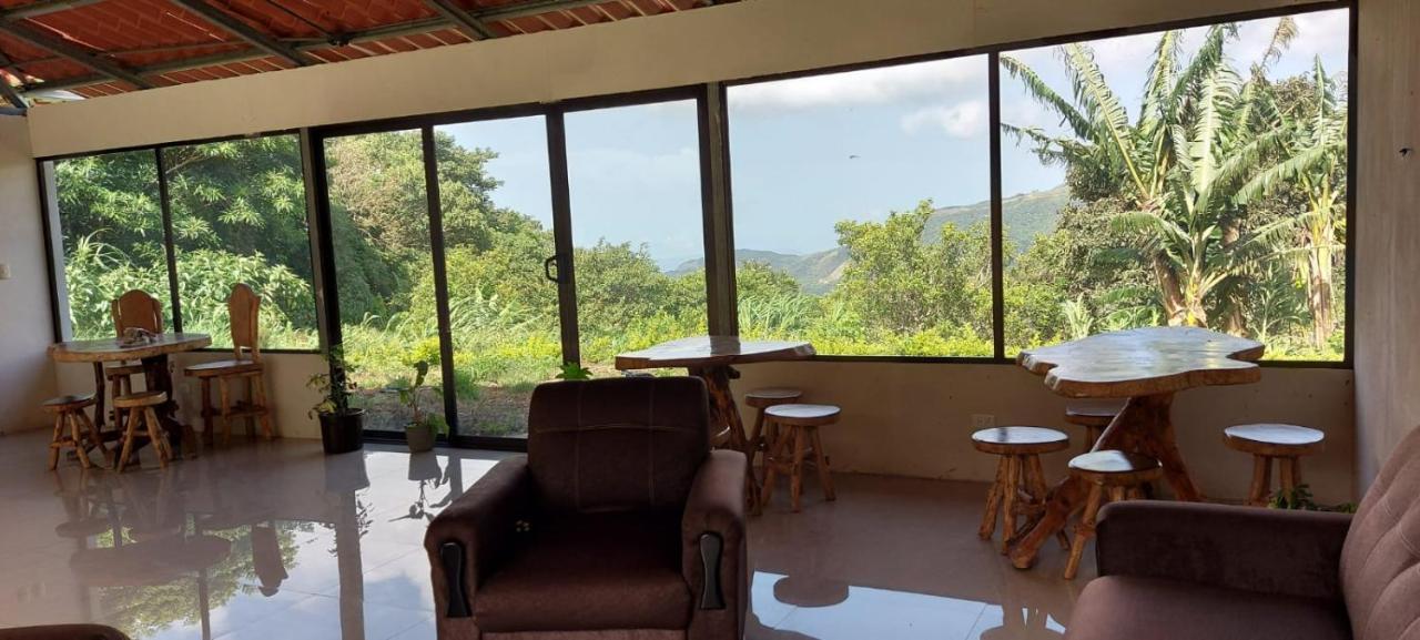 Rancho Huacatay Bed & Breakfast Monteverde Bagian luar foto